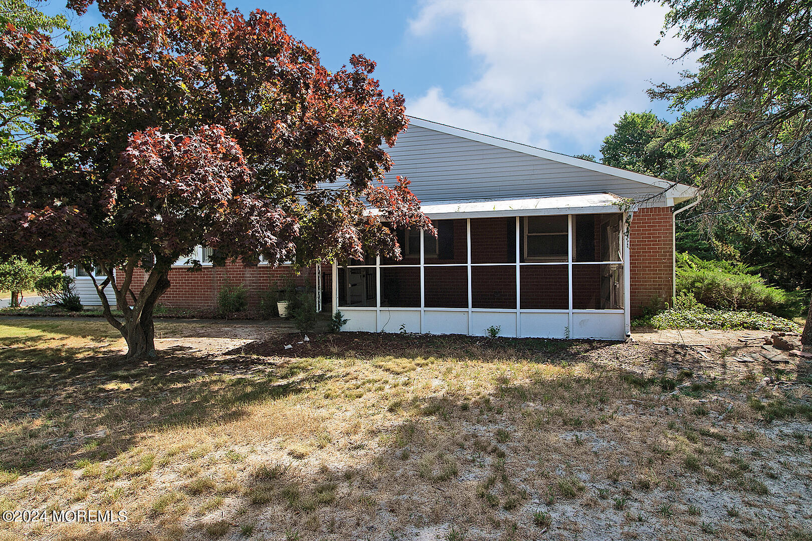 Photo 6 of 39 of 60 B Hudson Parkway co-op property