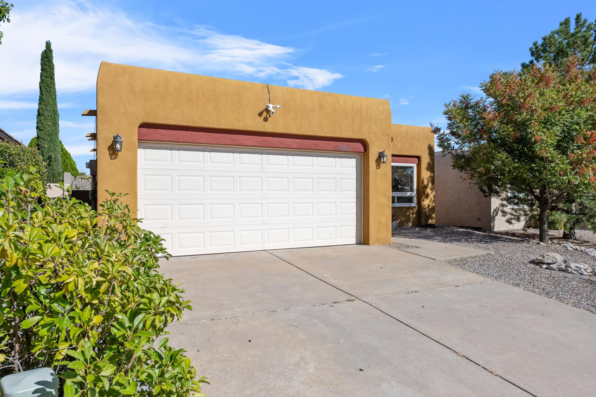 Photo 2 of 33 of 11000 Montecillo Drive NW house