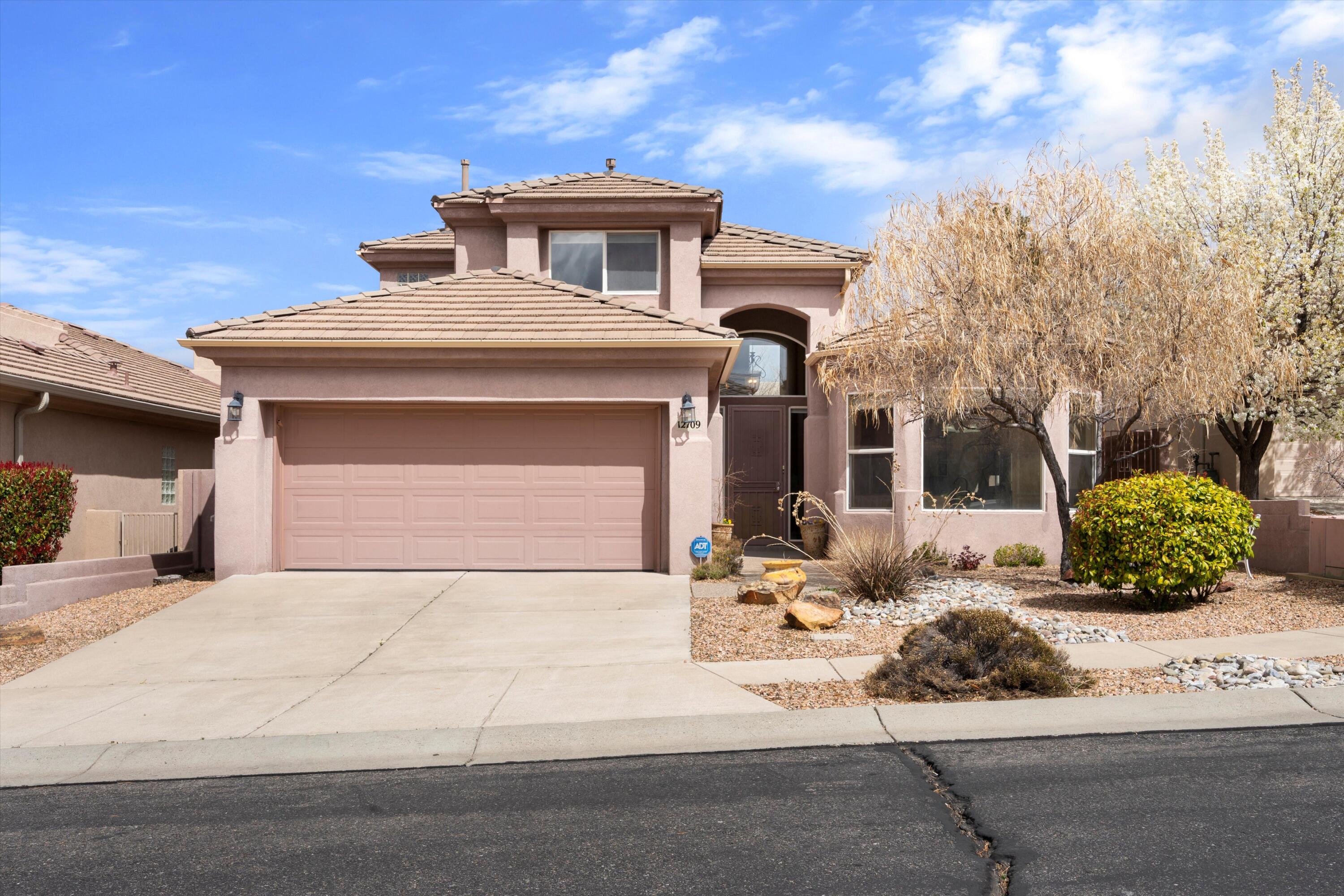 Photo 3 of 49 of 12709 Desert Marigold Lane NE house