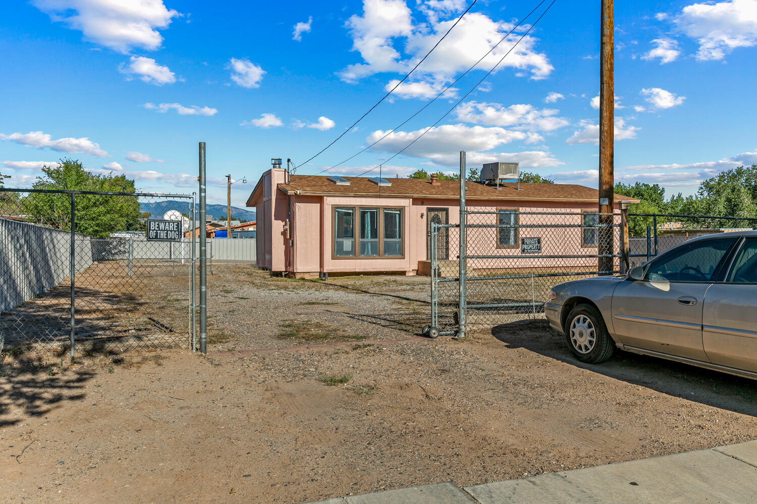 Photo 4 of 28 of 2440 Serna Road NW house