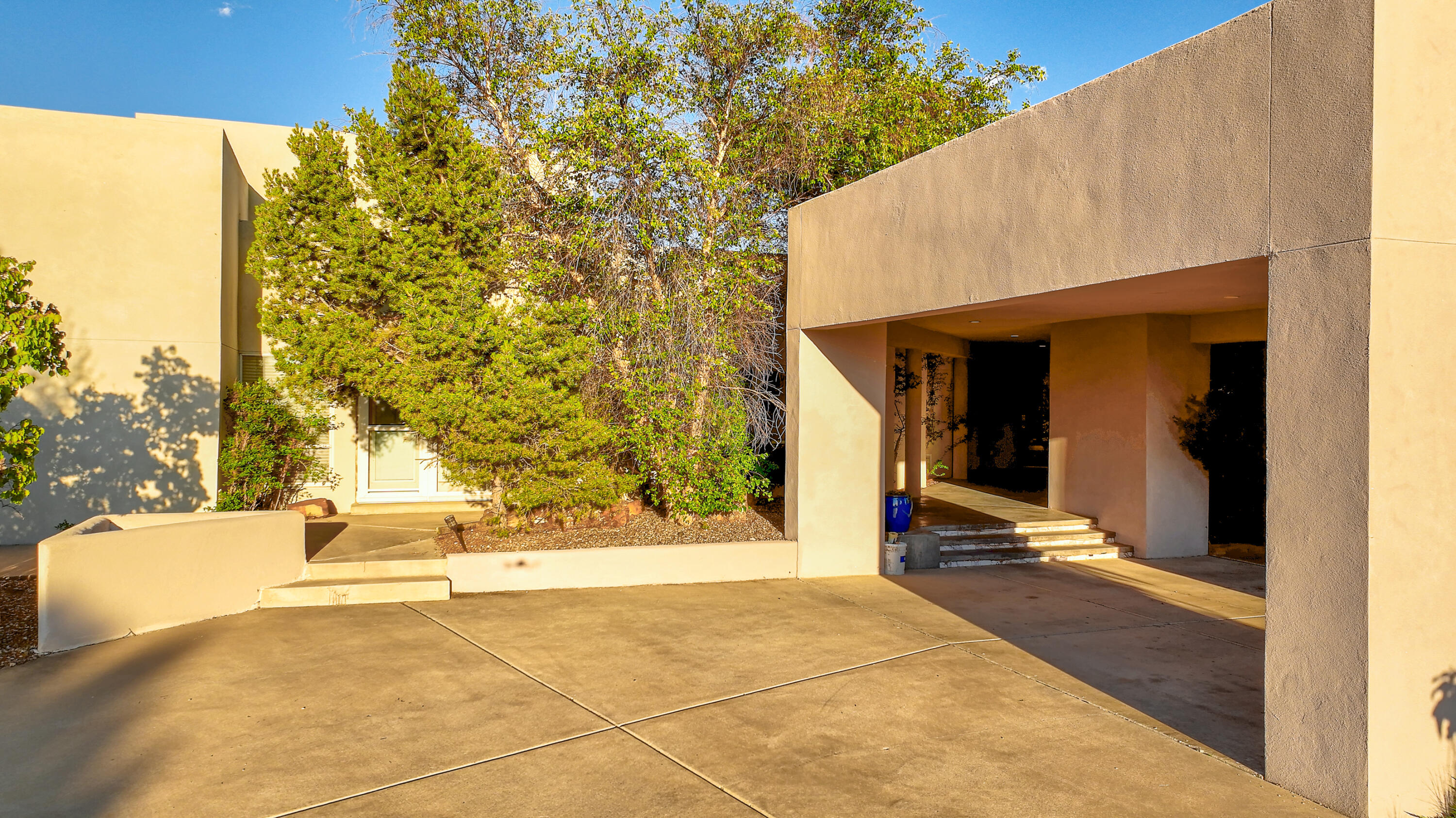 Photo 21 of 85 of 11701 San Rafael Avenue NE house