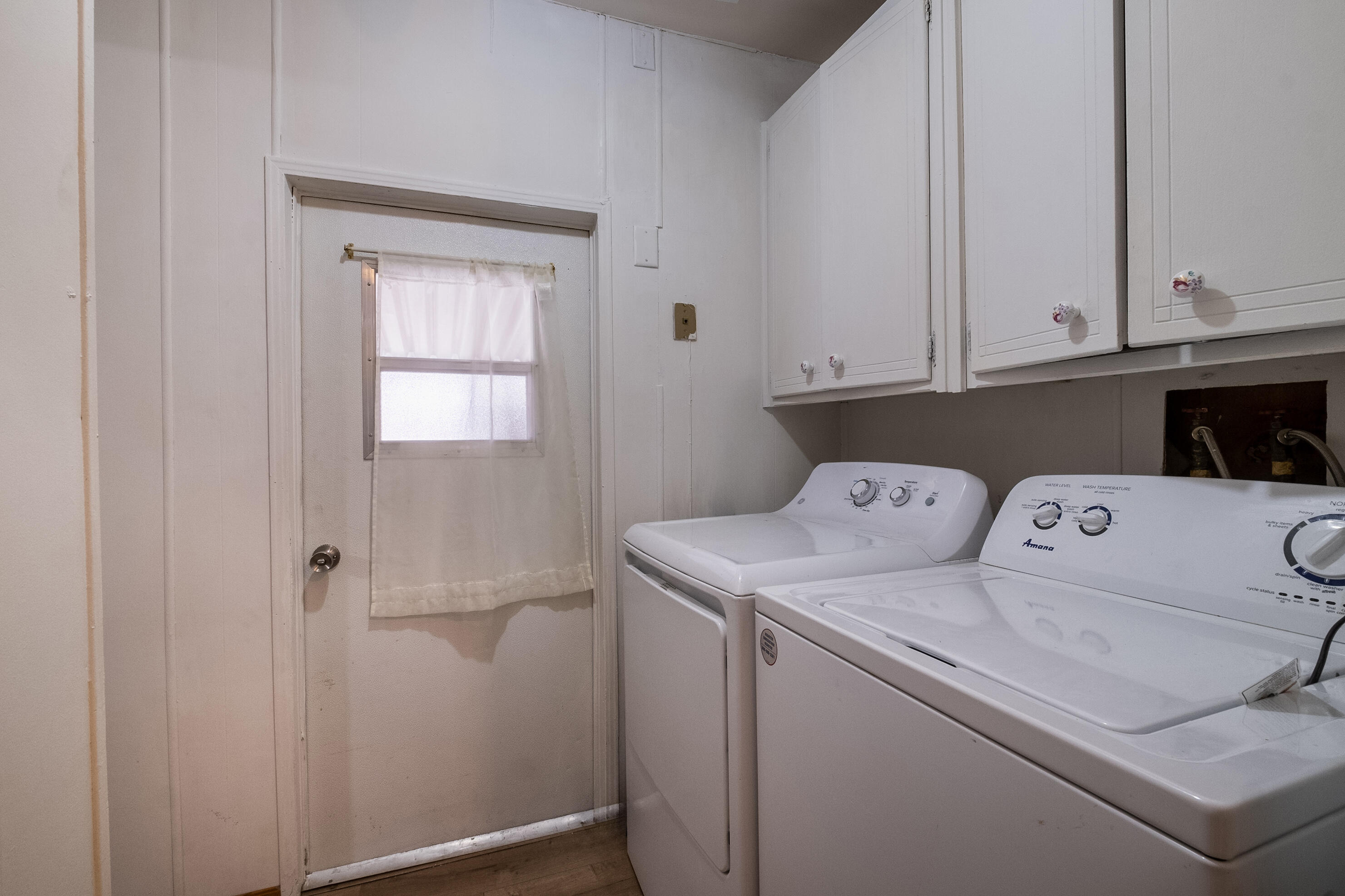 Photo 10 of 16 of 7112 Pan American East NE 299 mobile home