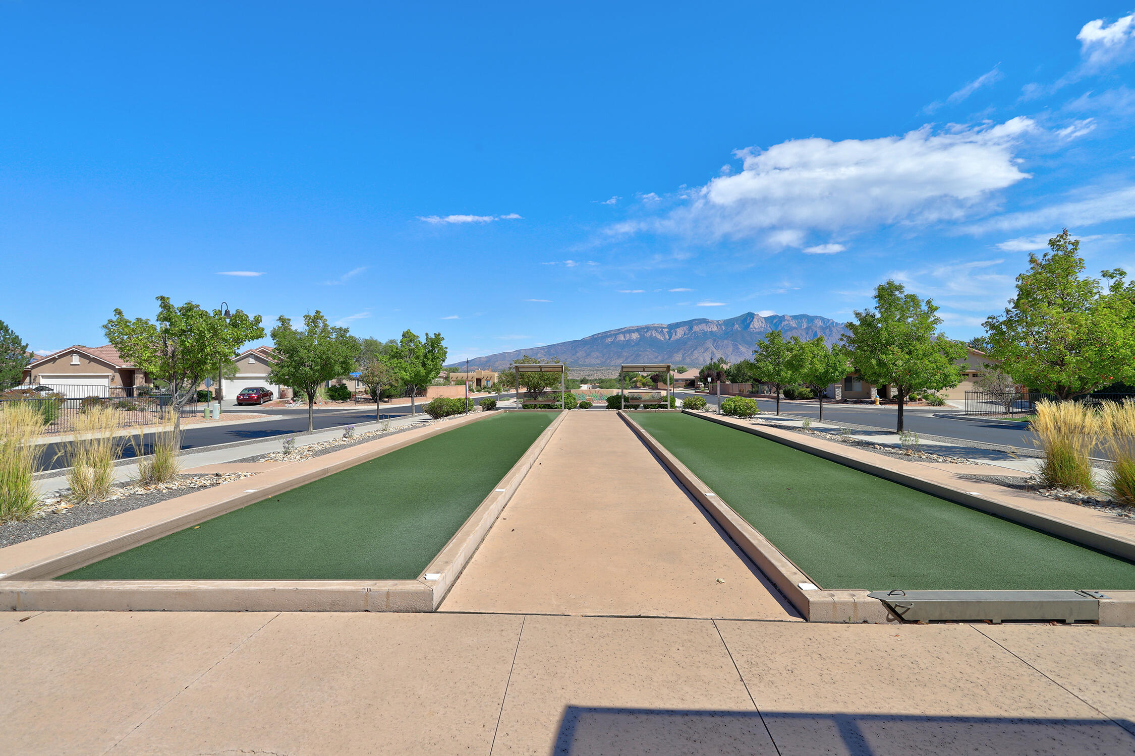 Photo 34 of 39 of 936 Desert Willow Court house