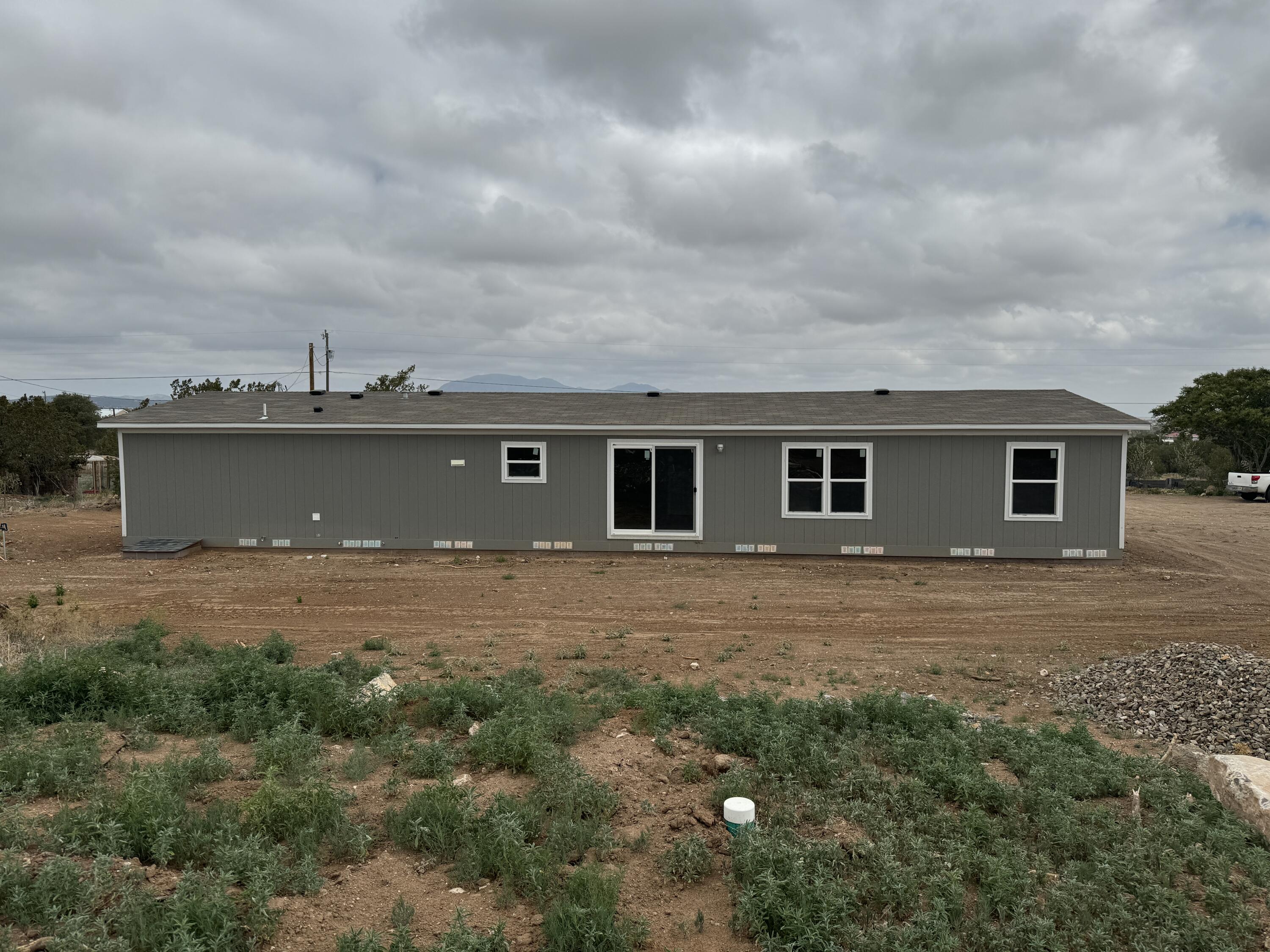 Photo 5 of 22 of 14 Pinon Road mobile home