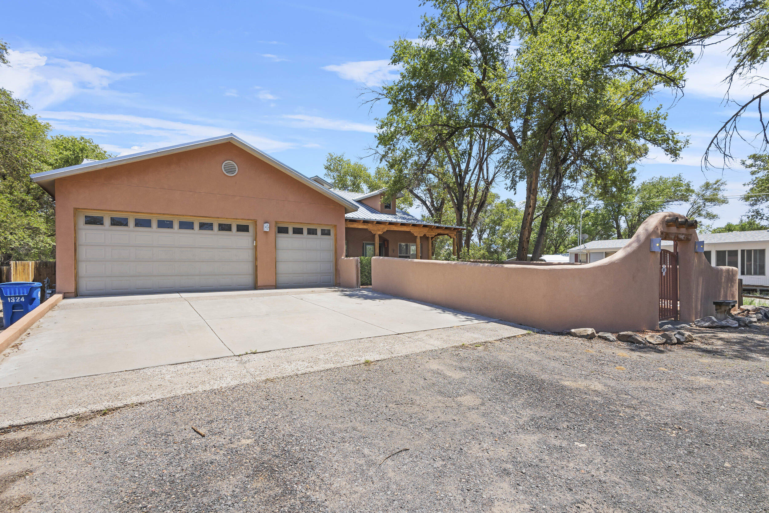 Photo 2 of 56 of 1324 Los Lentes Road NE house