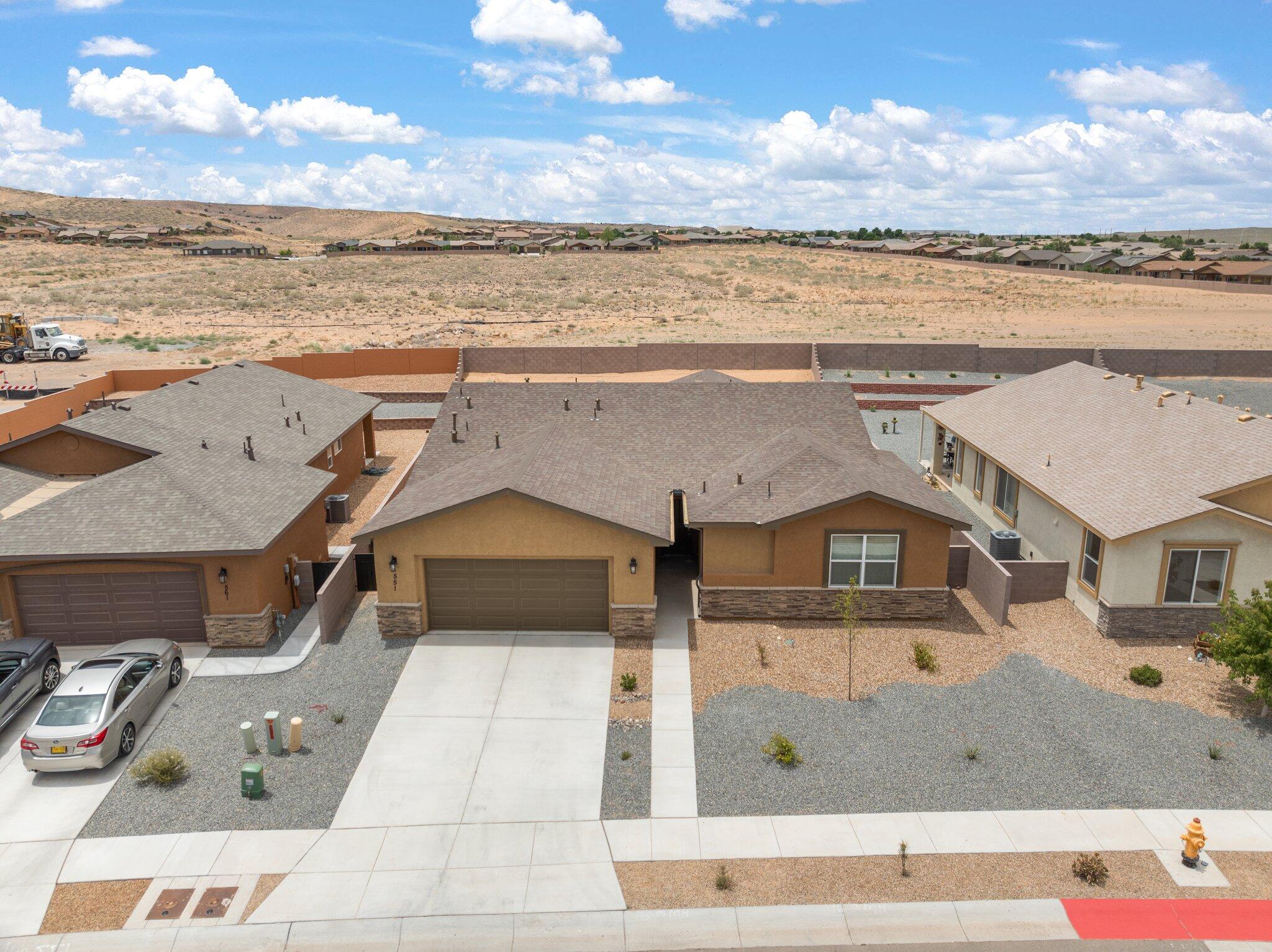 Photo 5 of 34 of 551 Pecos River Road SW house