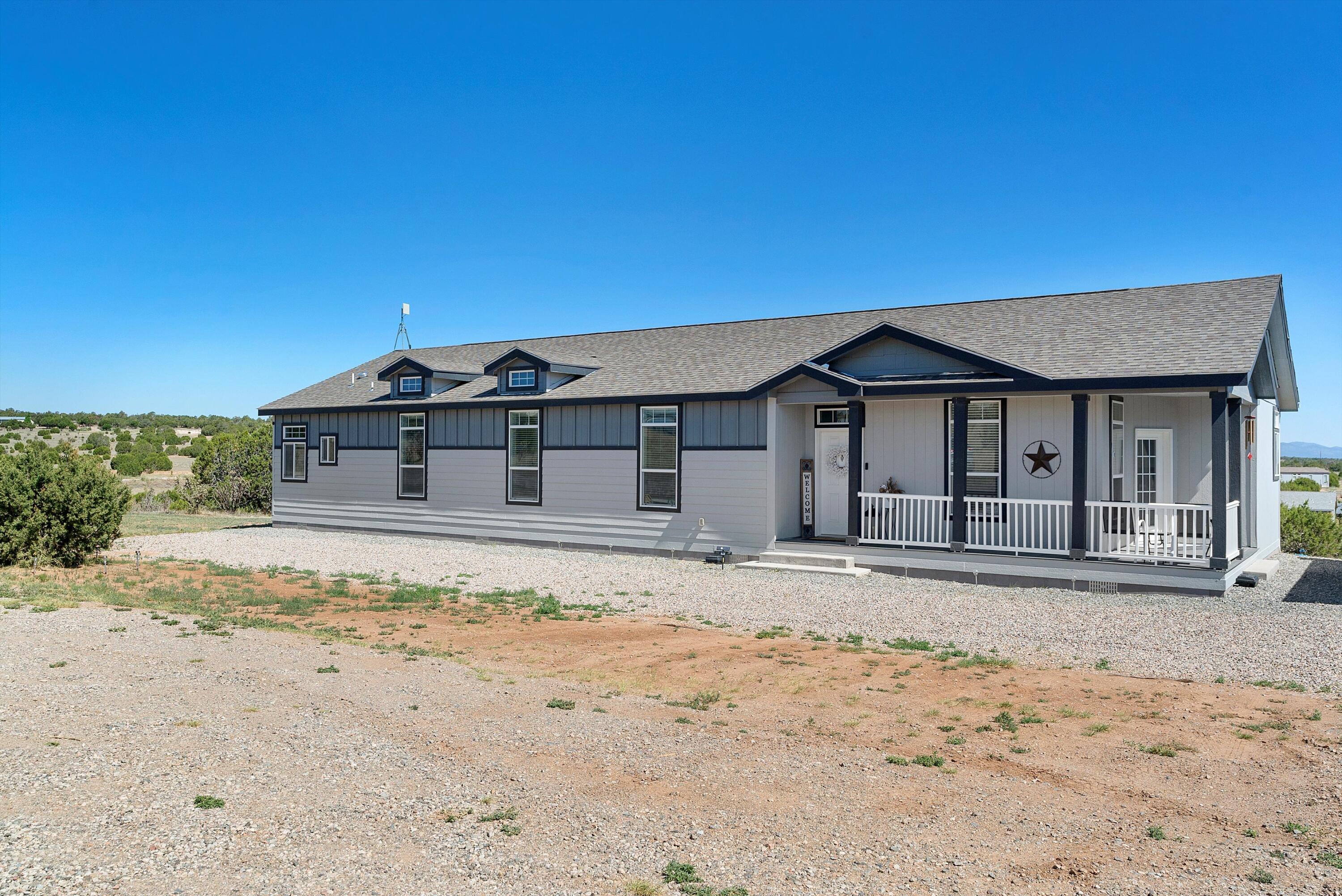 Photo 1 of 38 of 57 Majestic Loop mobile home