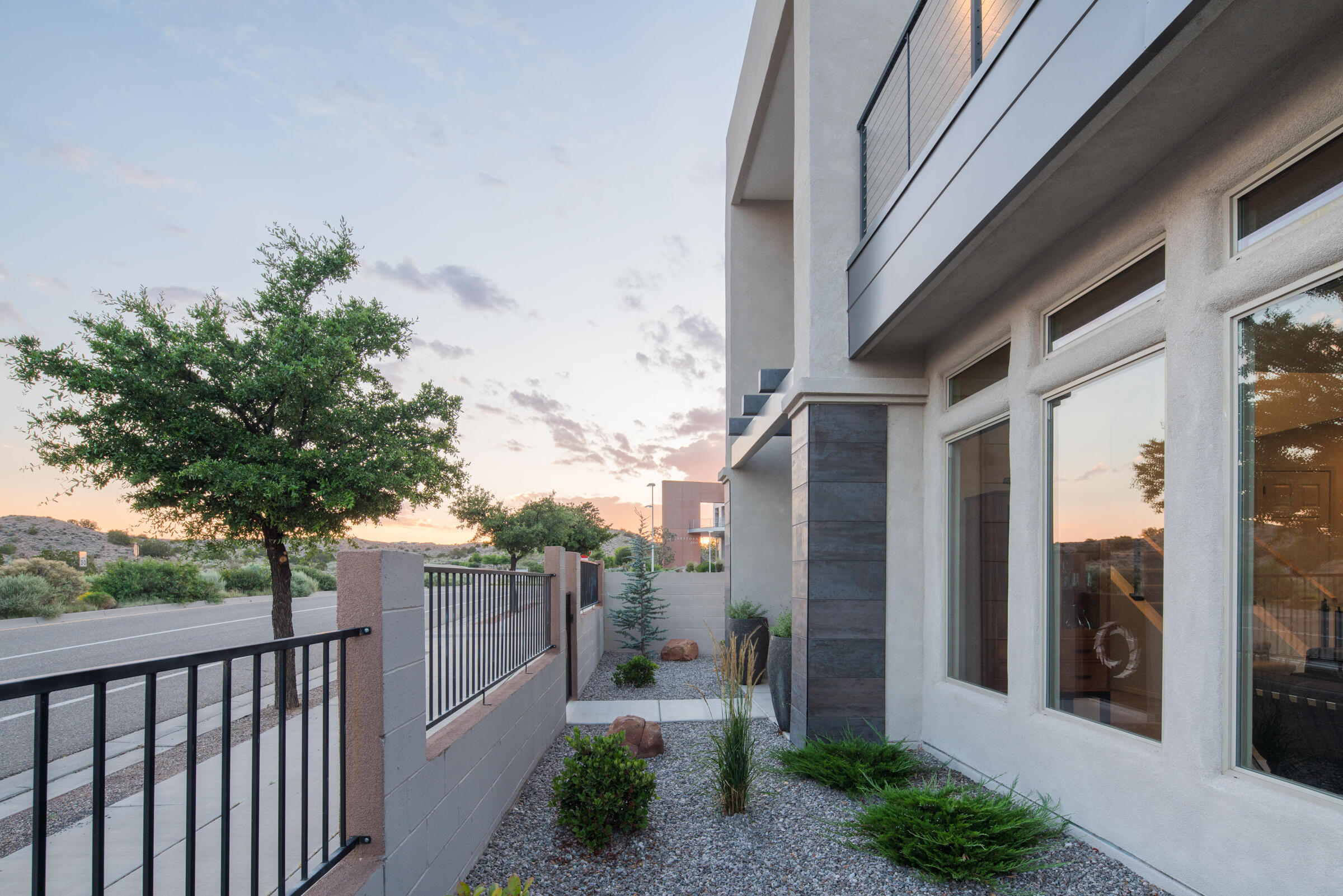 Photo 8 of 67 of 2246 Mariposa Parkway NE house