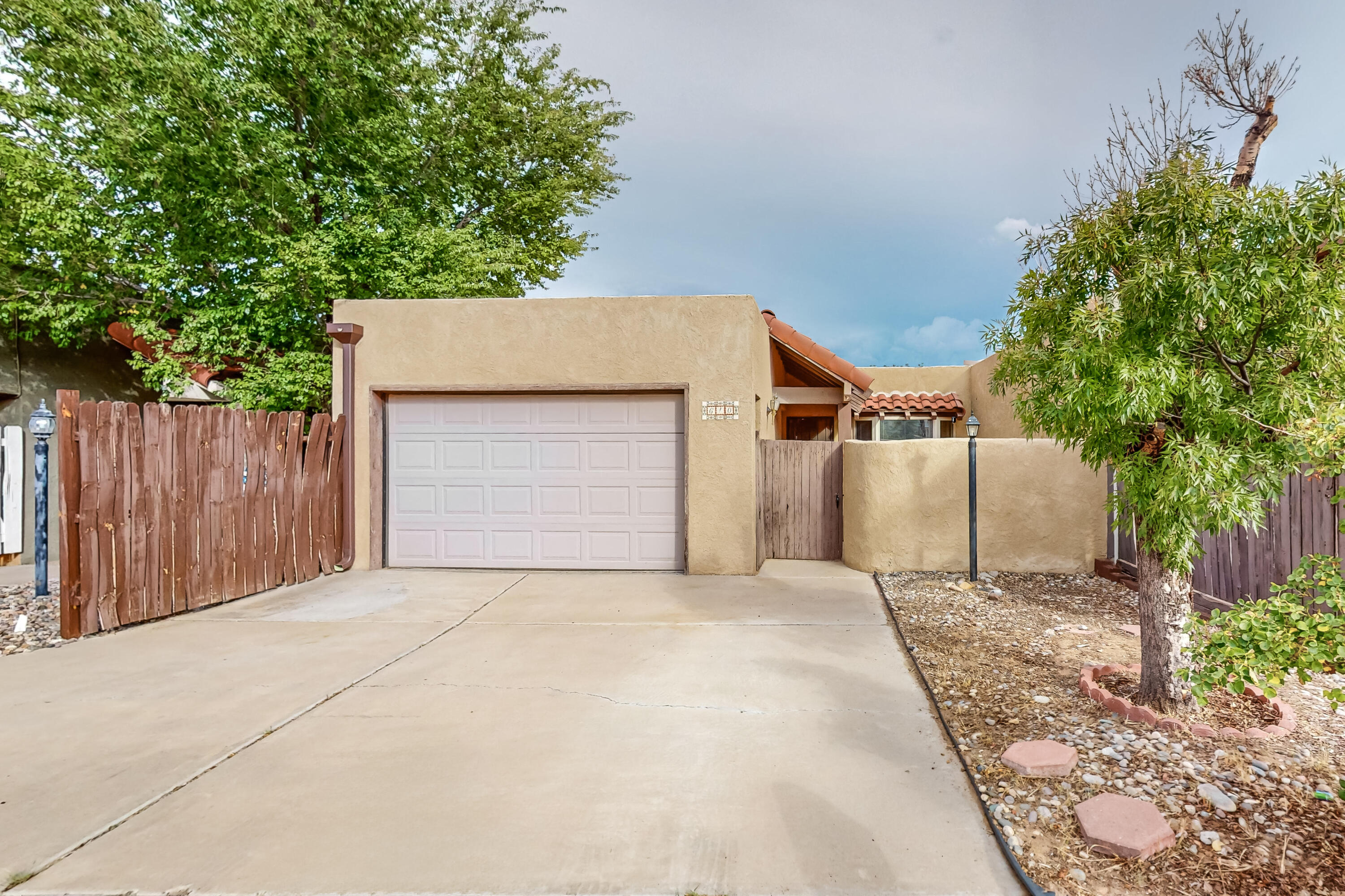 Photo 41 of 42 of 610 Diez Y Ocho Court SE townhome