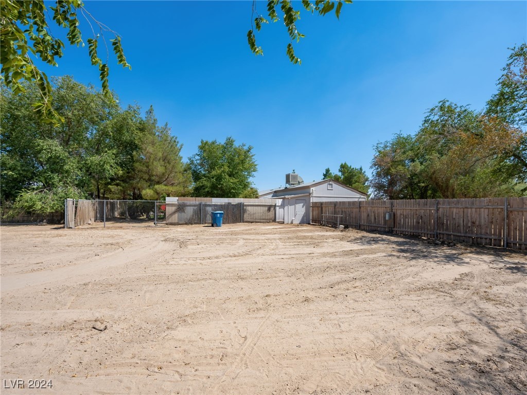 Photo 46 of 67 of 2720 Emerald Avenue mobile home