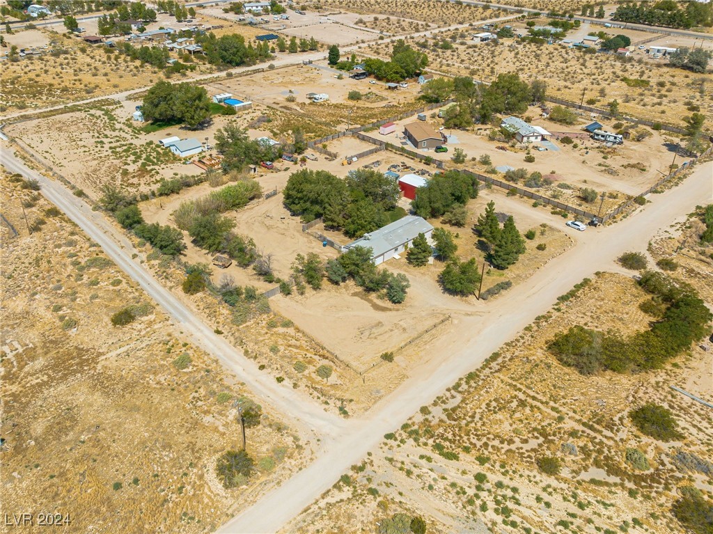 Photo 56 of 67 of 2720 Emerald Avenue mobile home