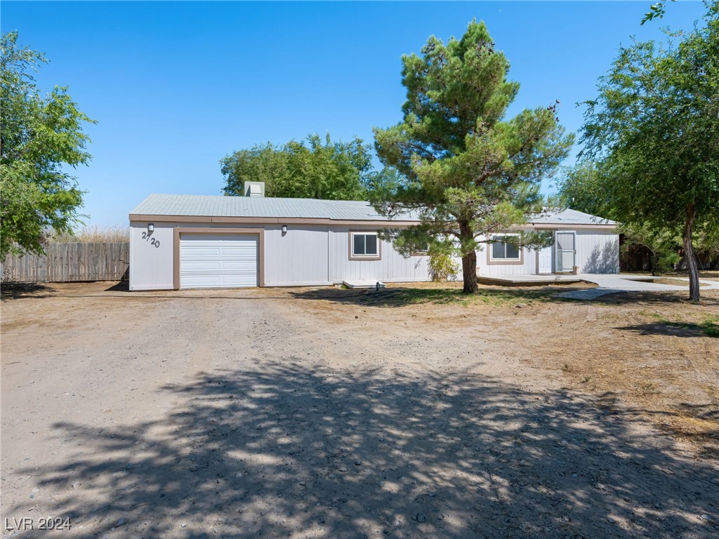 Photo 6 of 67 of 2720 Emerald Avenue mobile home