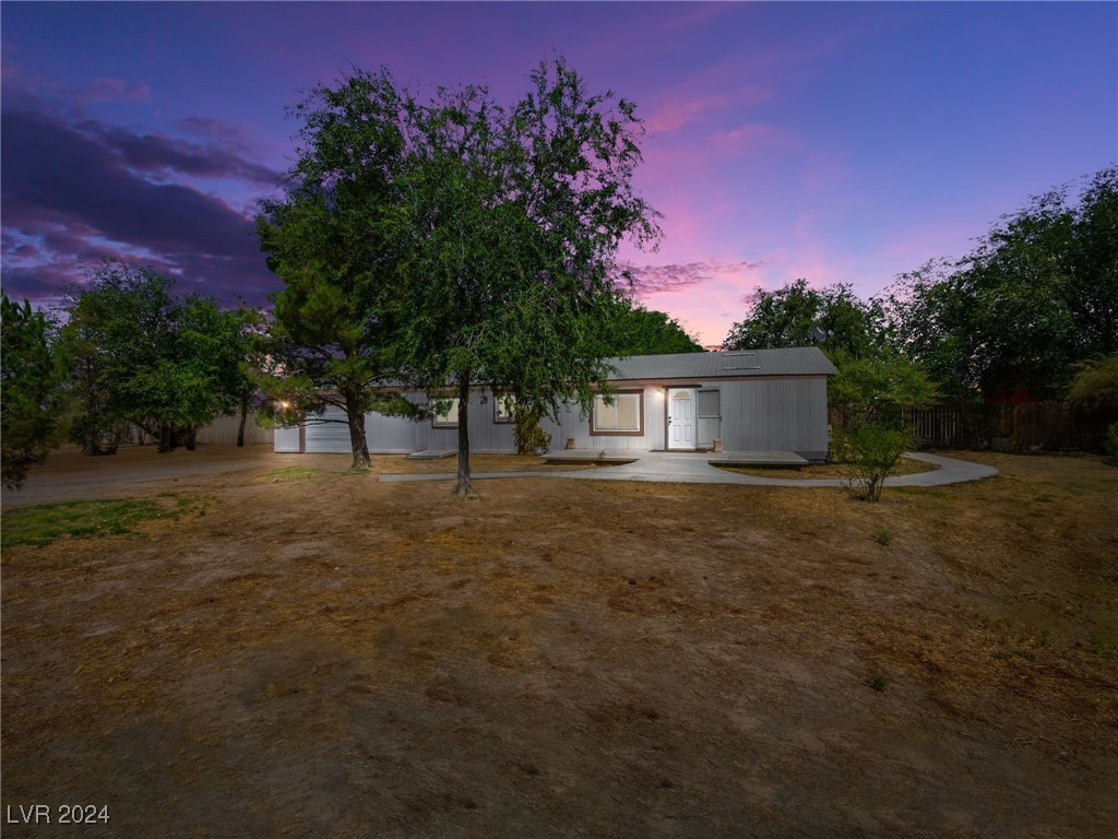 Photo 67 of 67 of 2720 Emerald Avenue mobile home