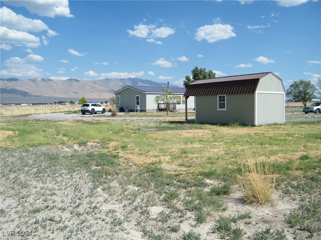 Photo 2 of 30 of 2867 N 48th Street mobile home