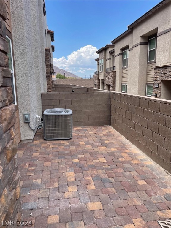 Photo 5 of 32 of 236 Juniper Peak Avenue townhome