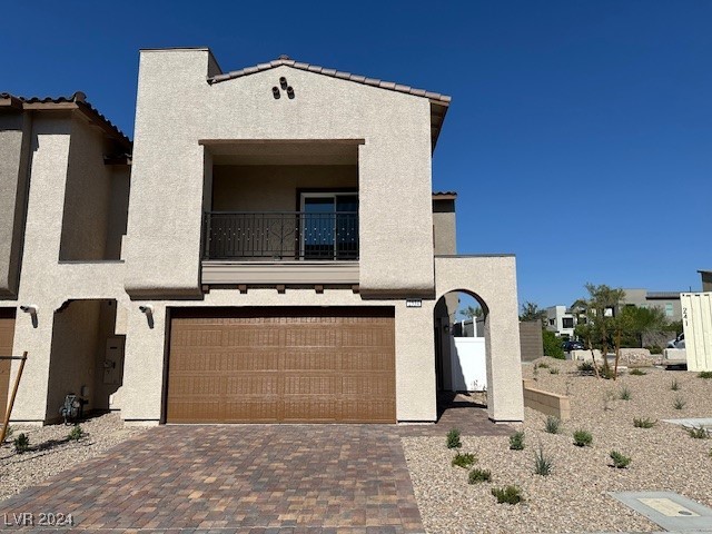 Photo 1 of 17 of 2534 Vittora Pointe Street townhome