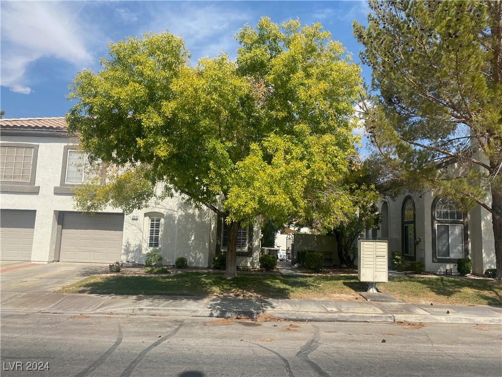 Photo 1 of 2 of 222 Bailey Island Drive townhome