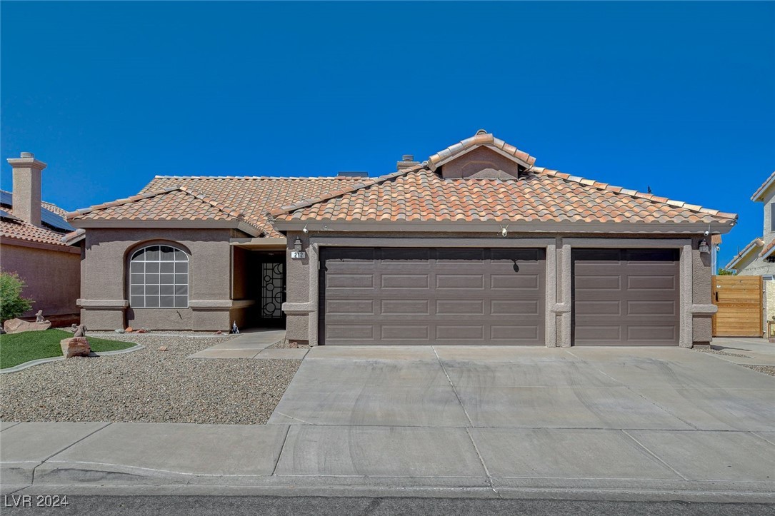 Photo 1 of 43 of 212 Long Shadow Terrace house