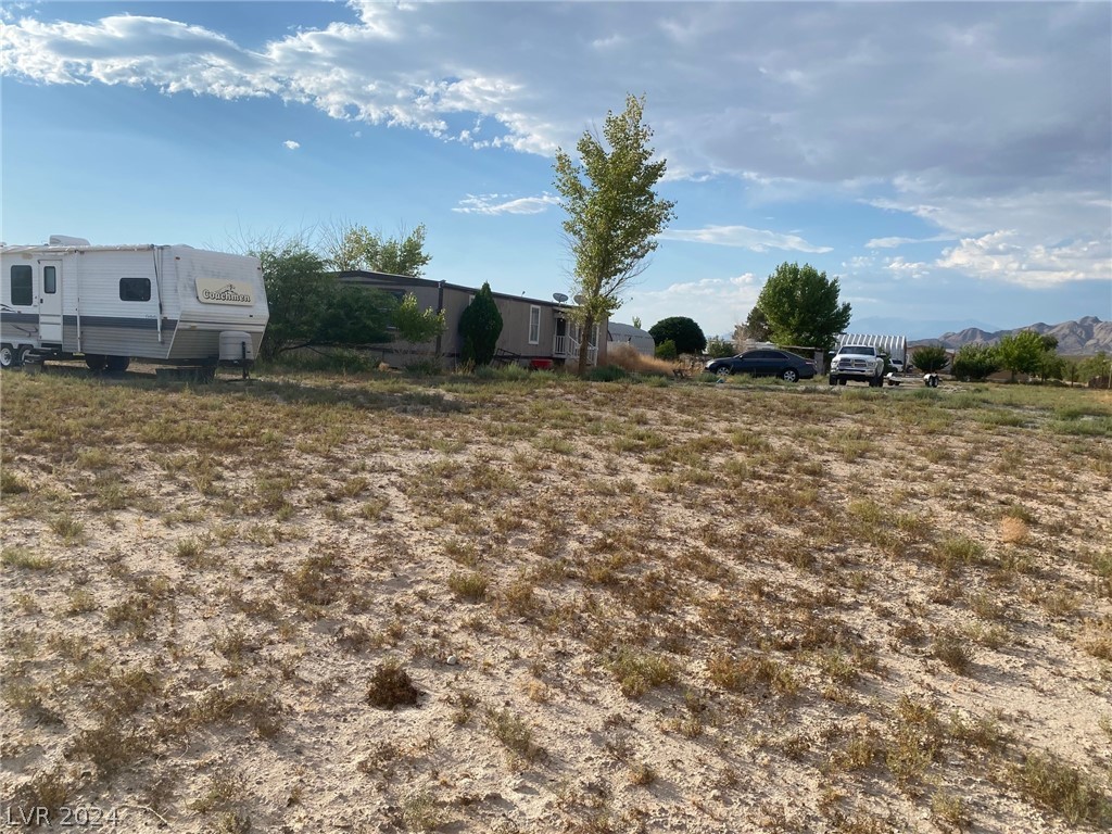 Photo 6 of 14 of 1675 Peoria Street mobile home