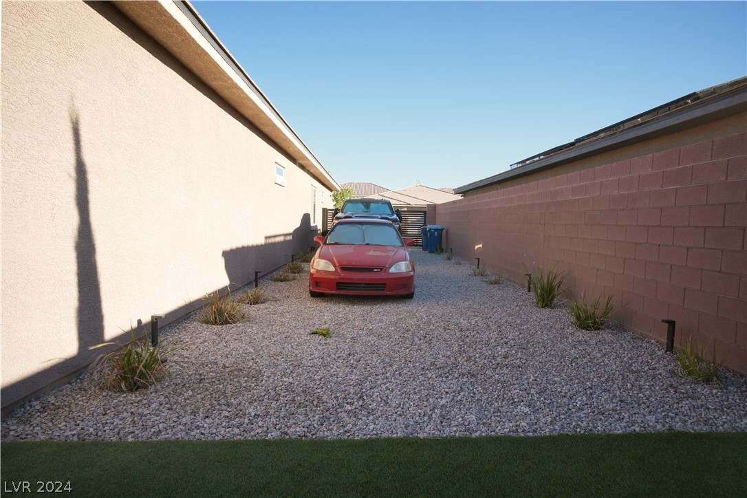 Photo 19 of 19 of 382 Sapphire Rock Avenue house