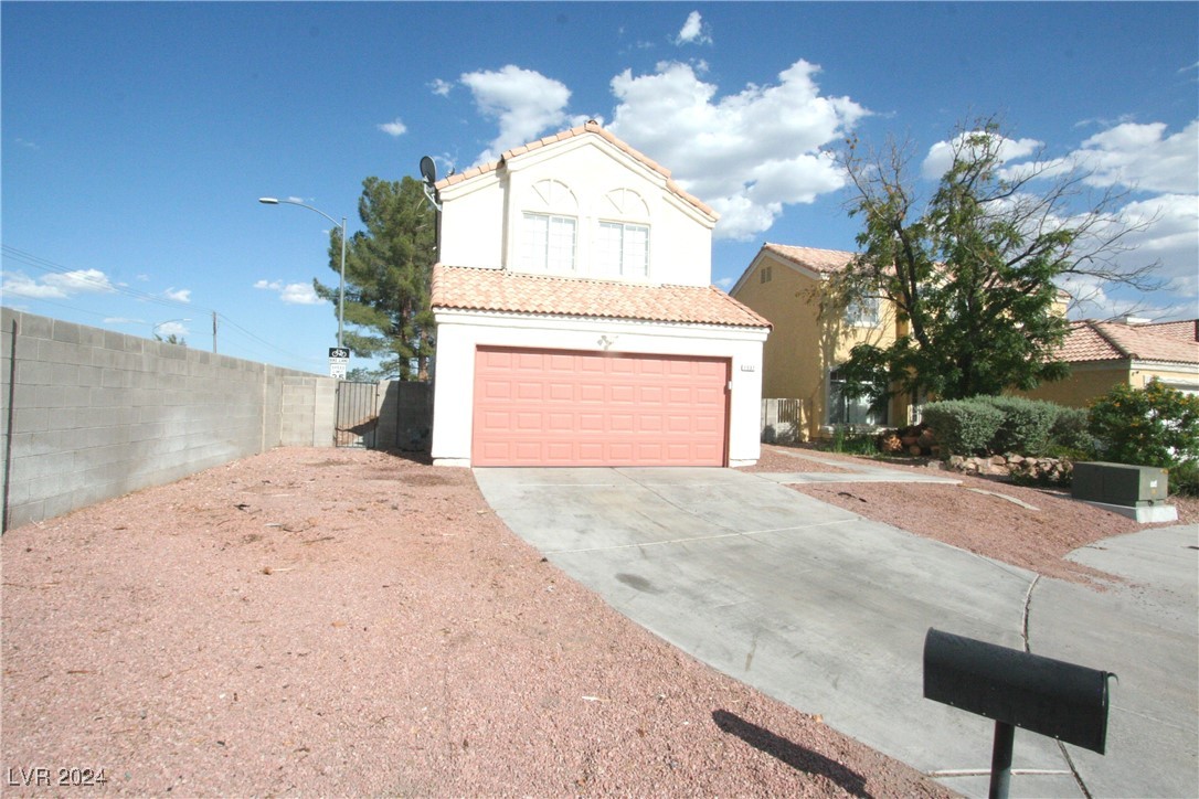 Photo 3 of 46 of 1537 Canyon Rose Way house