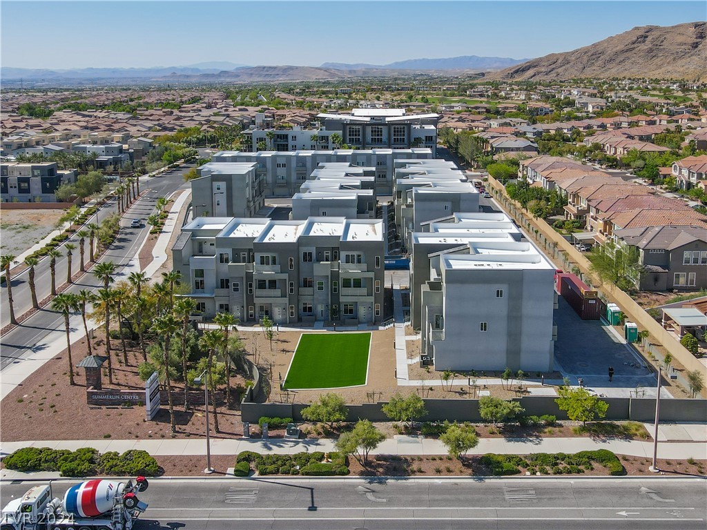 Photo 3 of 41 of 11472 Roaring Peak Drive townhome