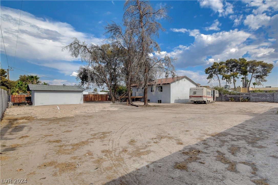 Photo 42 of 49 of 1590 Rawhide Street house