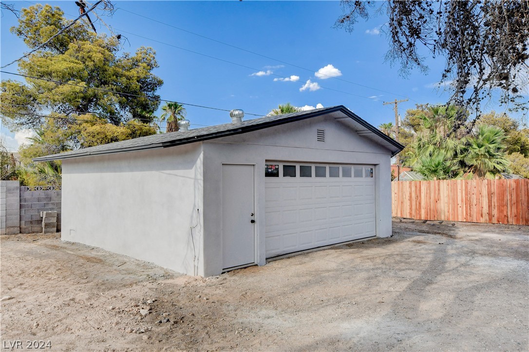 Photo 48 of 49 of 1590 Rawhide Street house