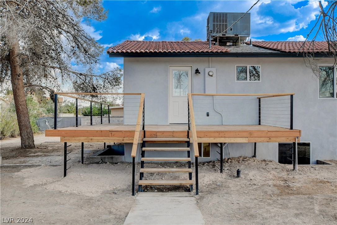 Photo 6 of 49 of 1590 Rawhide Street house