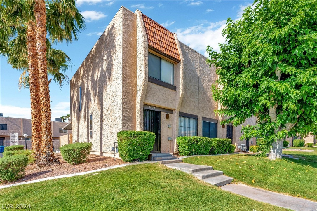 Photo 1 of 33 of 6436 Ironbark Lane townhome