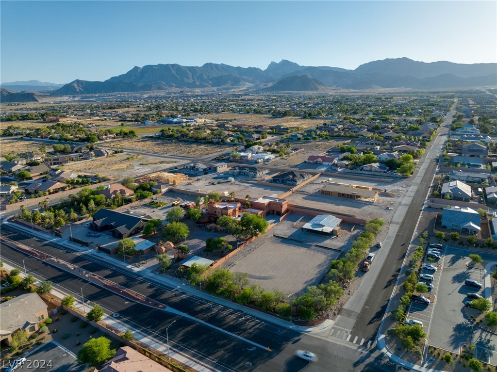 Photo 81 of 86 of 6265 N Fort Apache Road house