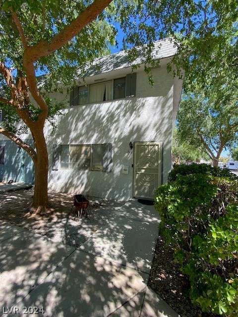 Photo 1 of 10 of 647 Greenbriar Townhouse Way 647 townhome