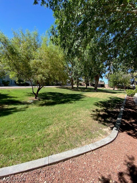 Photo 2 of 10 of 647 Greenbriar Townhouse Way 647 townhome