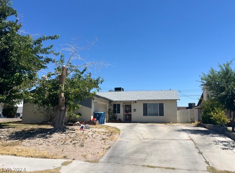 Photo 4 of 4 of 4104 El Camino Avenue house