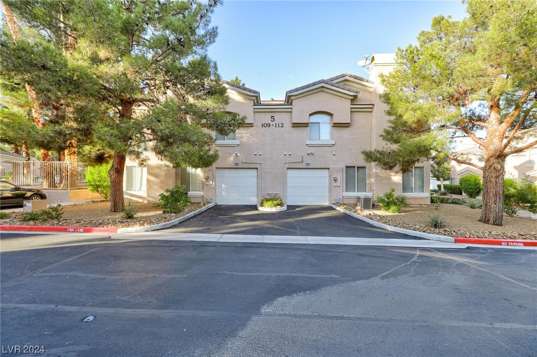 Photo 1 of 37 of 3950 S Sandhill Road 110 townhome