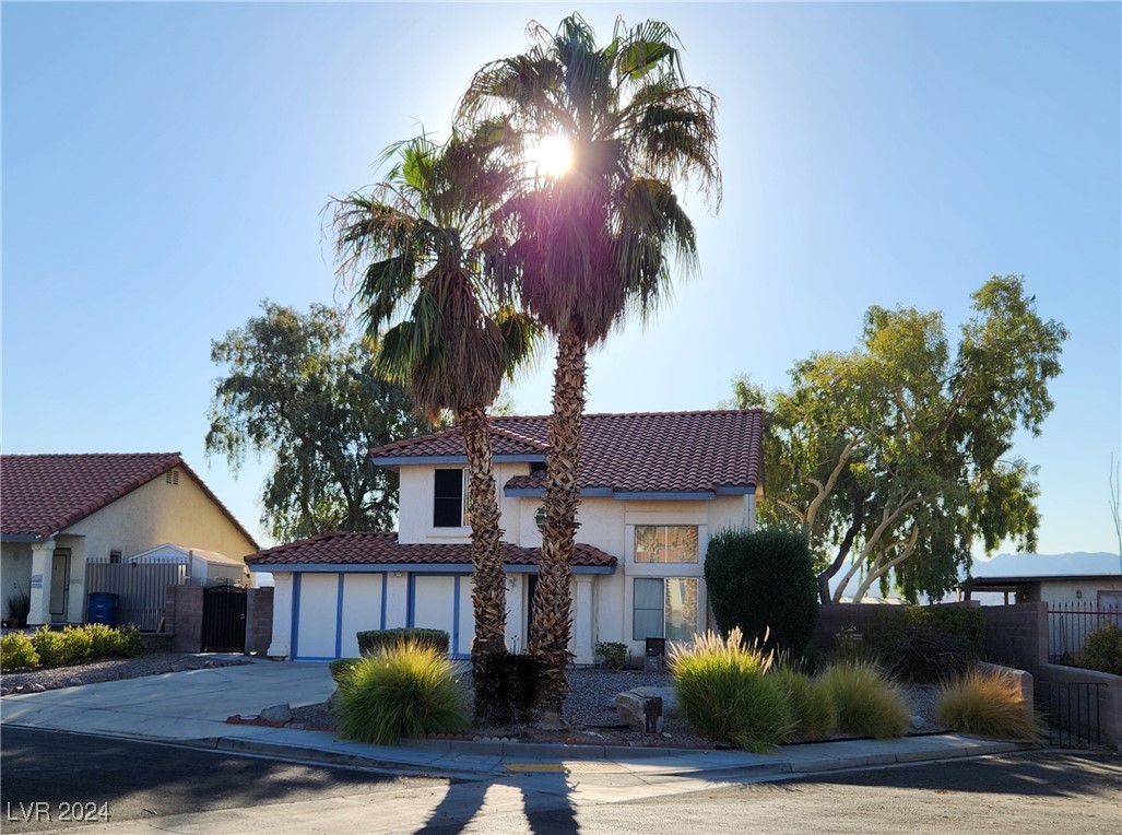 Photo 1 of 21 of 1601 Paloma Avenue house