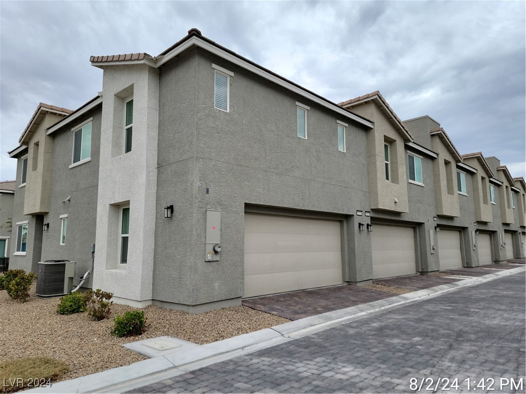 Photo 2 of 38 of 6824 Sage Gold Court townhome