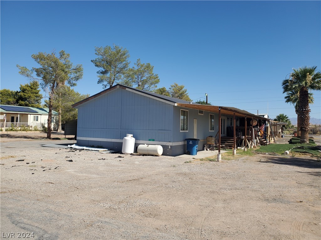 Photo 1 of 2 of 530 McDonald Avenue mobile home