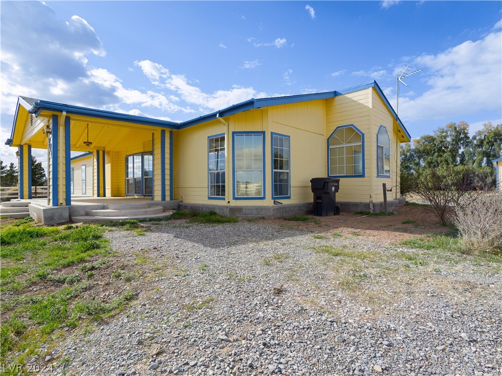 Photo 4 of 44 of 240 Hallsway Street mobile home