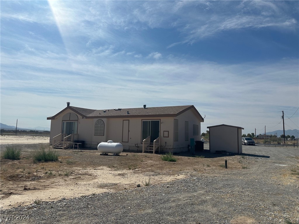 Photo 8 of 48 of 2340 W Bell Vista Avenue mobile home