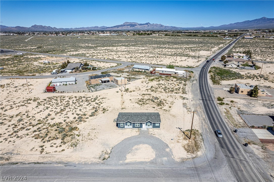 Photo 1 of 20 of 1800 E Laguna Street mobile home