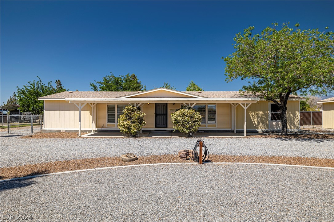 Photo 5 of 32 of 1580 Keenan Way 2 mobile home