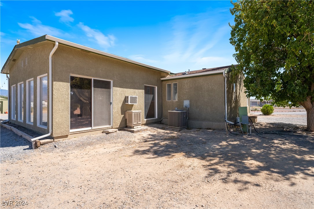 Photo 35 of 51 of 2470 Silver Sage Drive mobile home