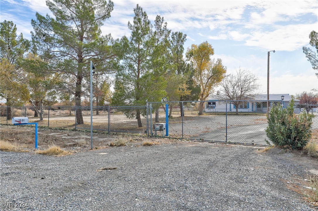 Photo 2 of 46 of 1351 W Betty Avenue mobile home