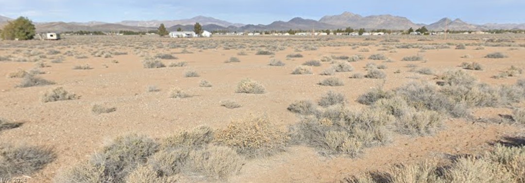 Photo 1 of 1 of 1800 S Woodchips Road land