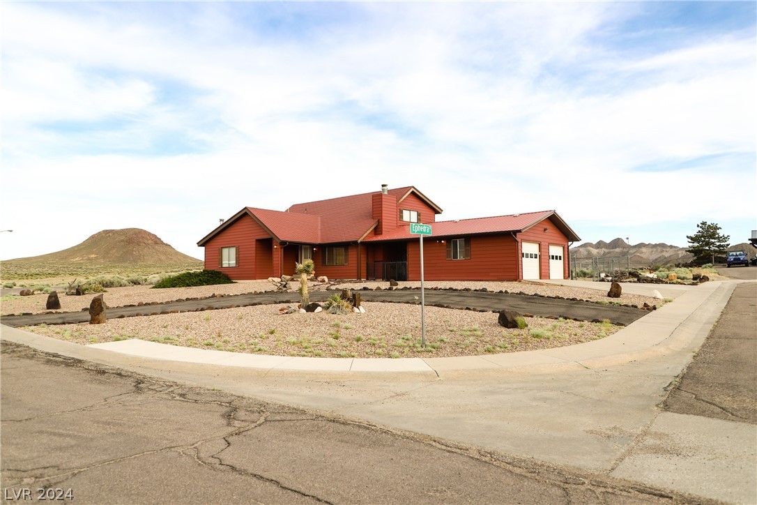 Photo 68 of 99 of 2062 Sierra Vista Drive 2 house