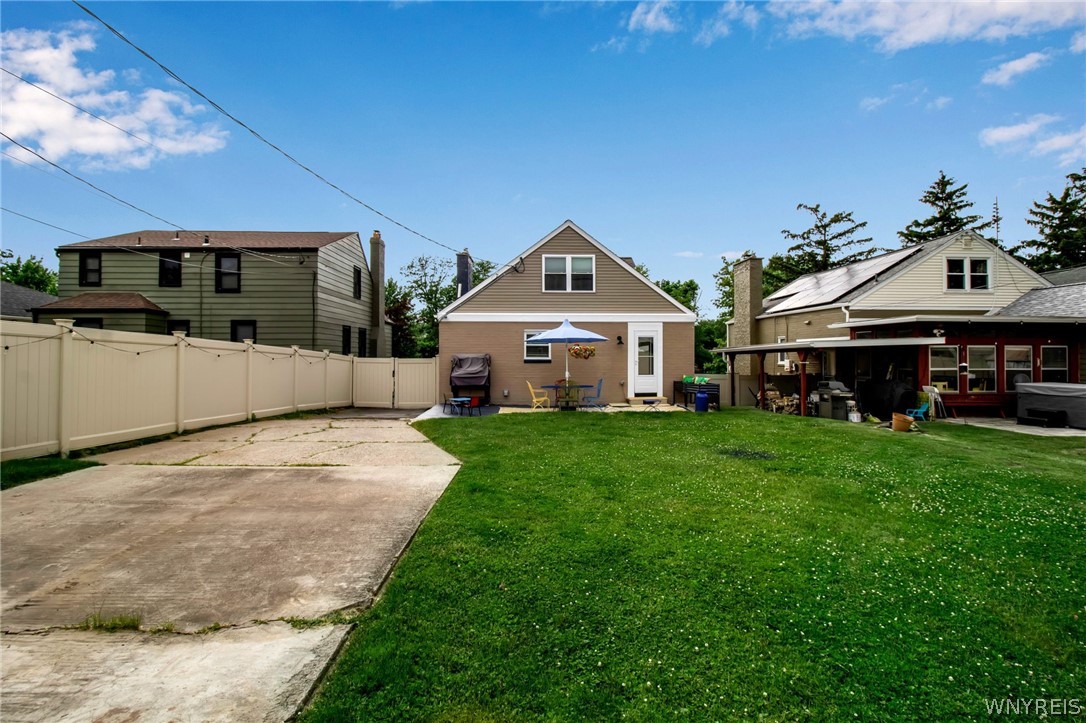 Photo 41 of 41 of 259 Capen Boulevard house