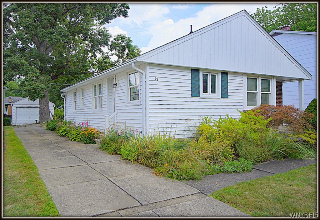 Photo 1 of 16 of 63 Charlestown Road house