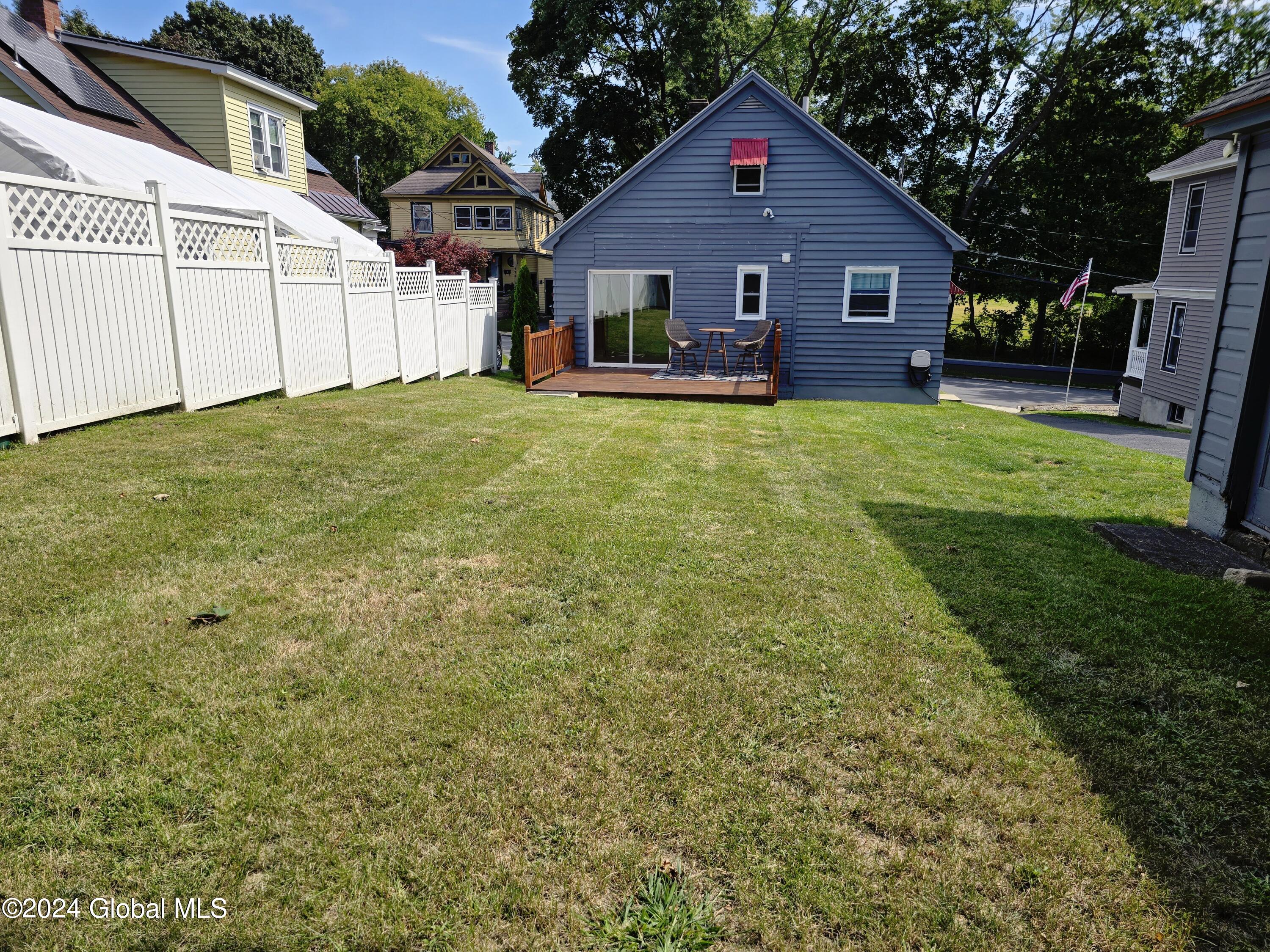 Photo 8 of 38 of 164 Brookside Avenue house