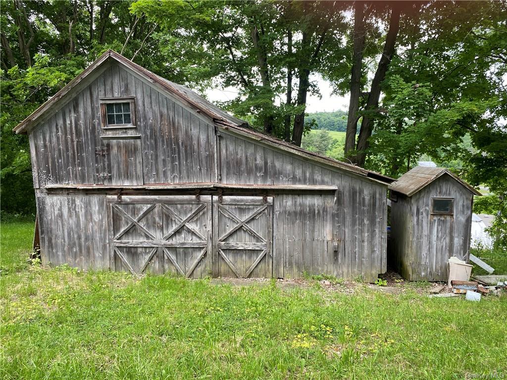 Photo 7 of 17 of 1320 County Route 7 house